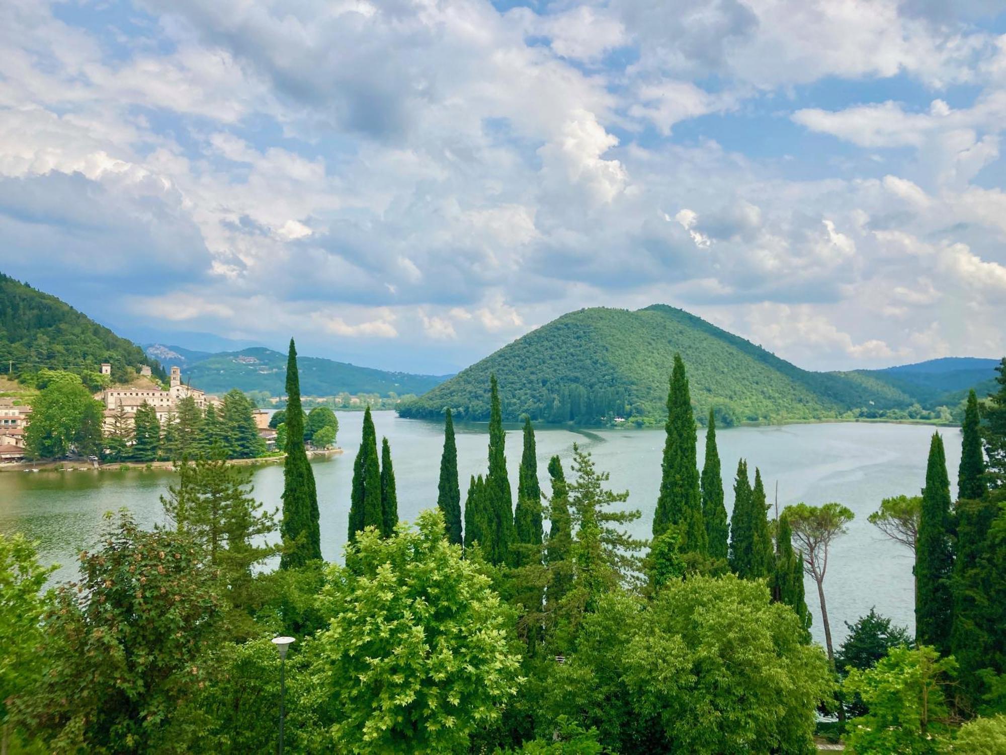 Grove Cottage: Immersed In Nature & Close To Town Città della Pieve Eksteriør billede
